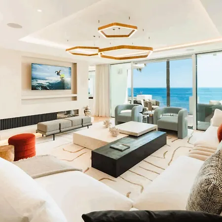 Penthouse Frontline Of Puente