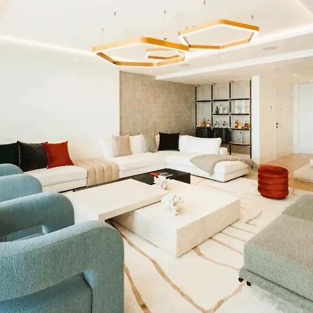 Penthouse Frontline Of Puente Apartment