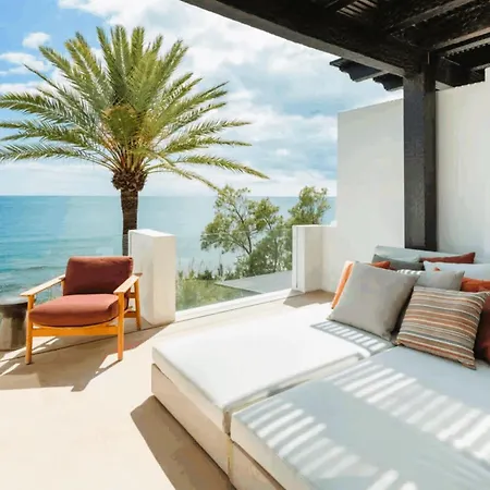 Apartment Penthouse Frontline Of Puente Marbella